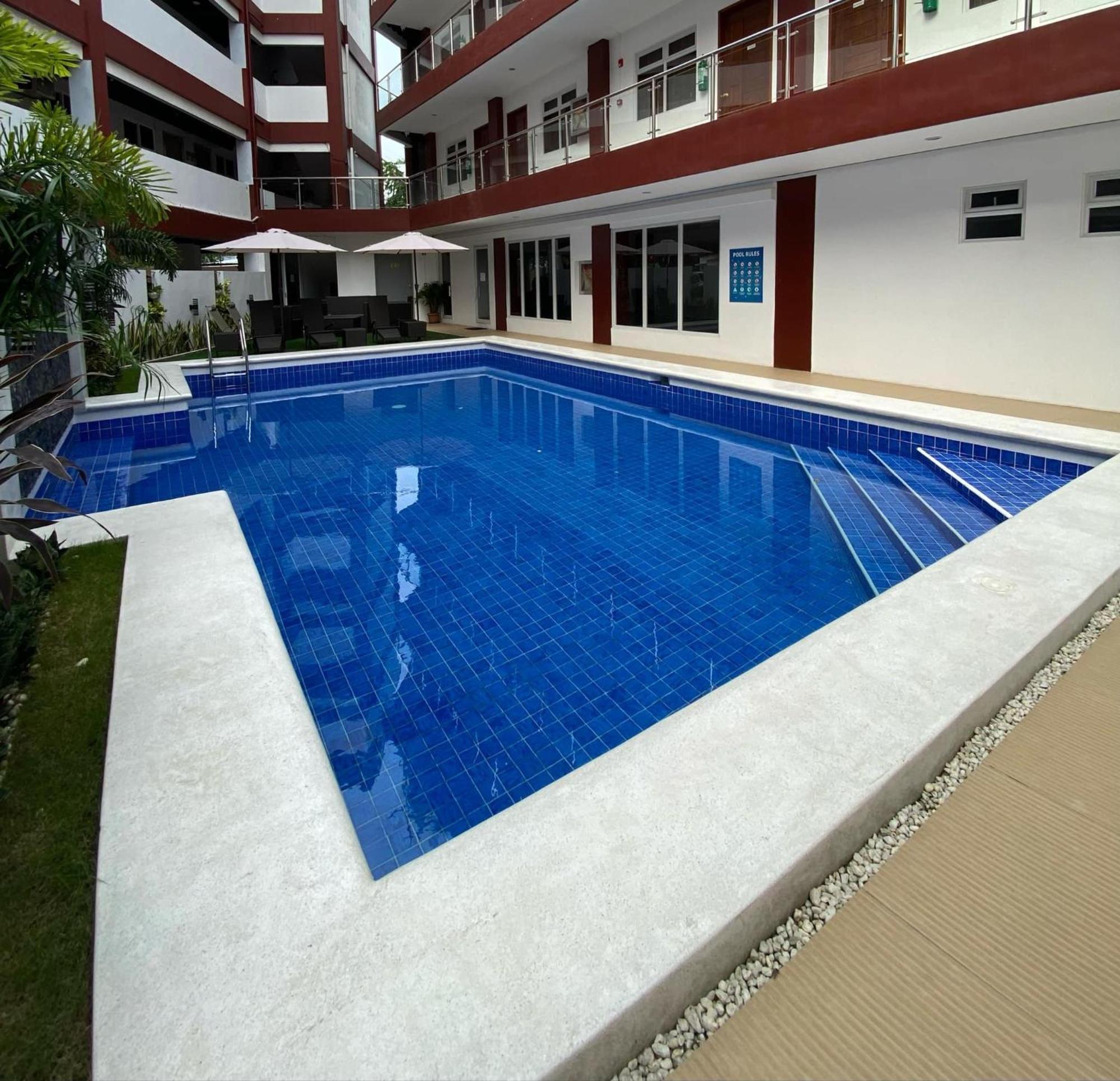 Sebastien Hotel Lapu-Lapu City Eksteriør bilde