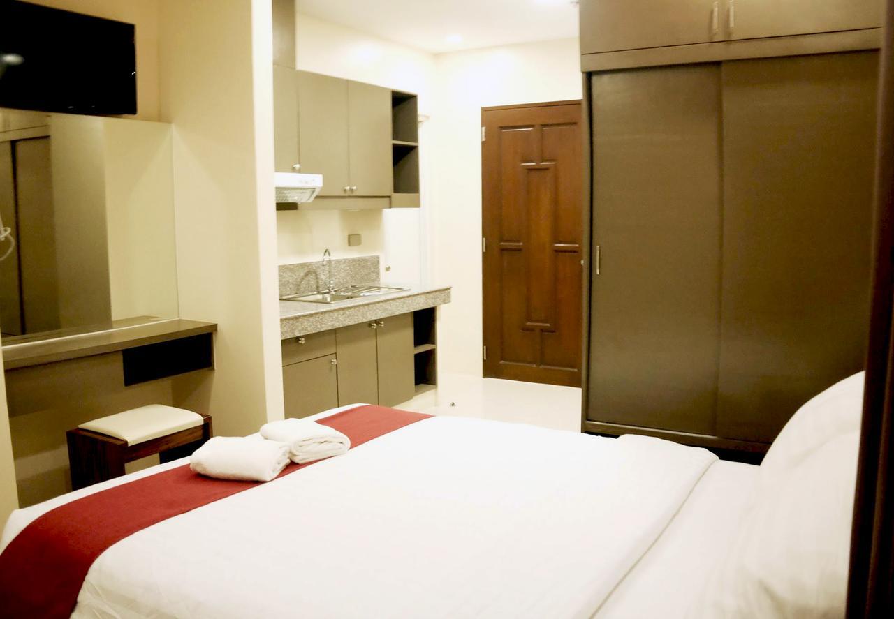 Sebastien Hotel Lapu-Lapu City Eksteriør bilde