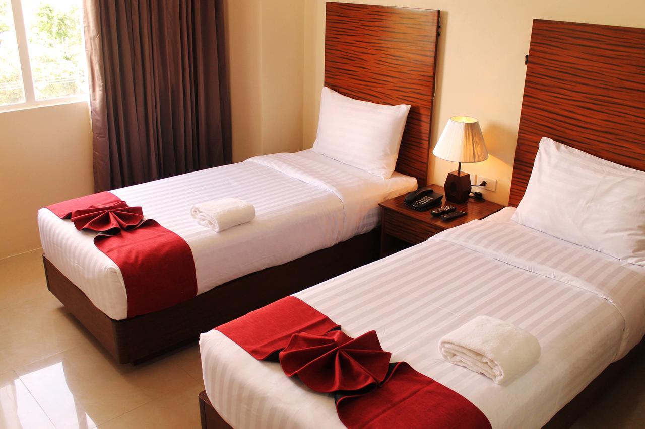 Sebastien Hotel Lapu-Lapu City Eksteriør bilde